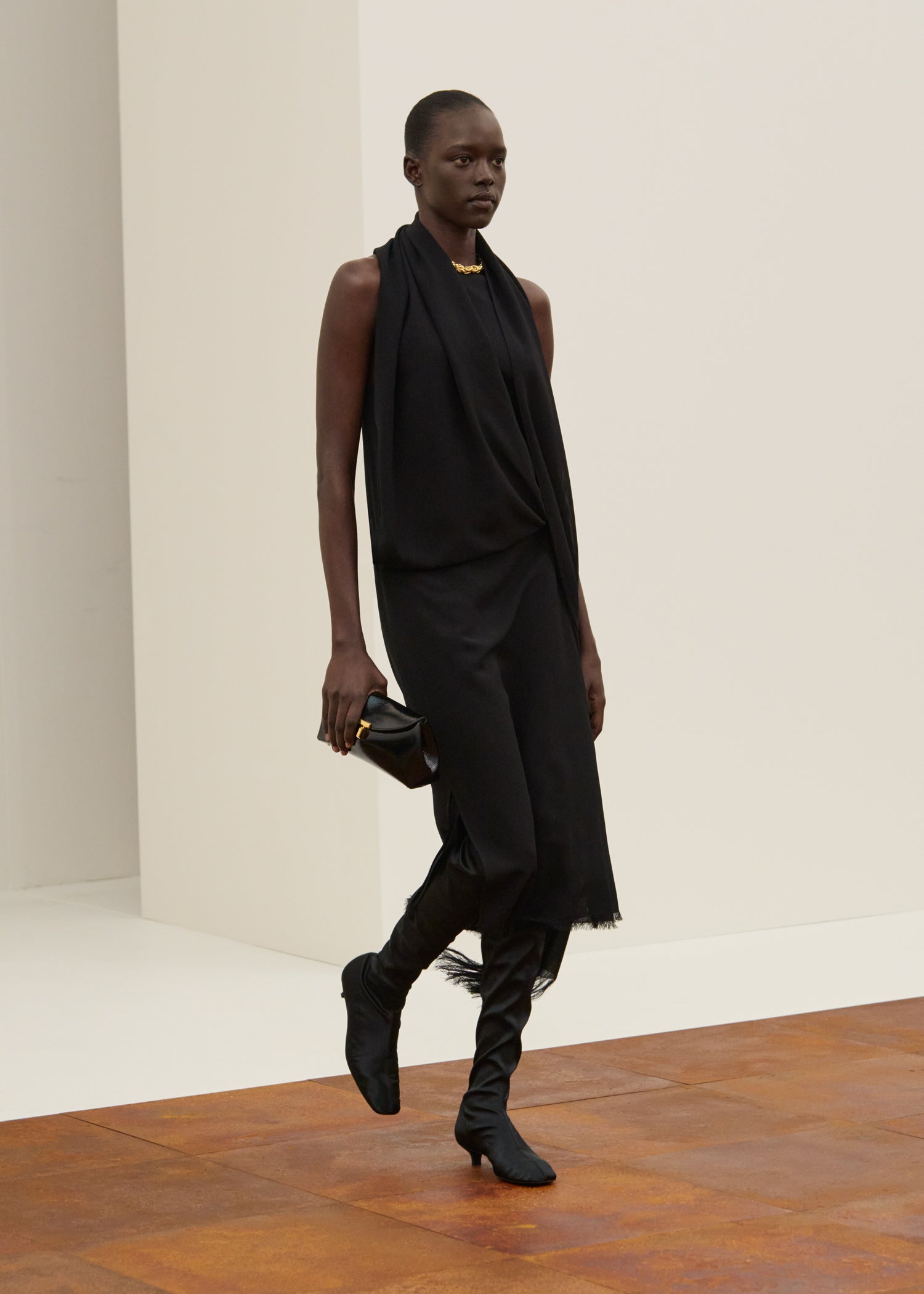 Fall Winter 2025 Runway Look 14