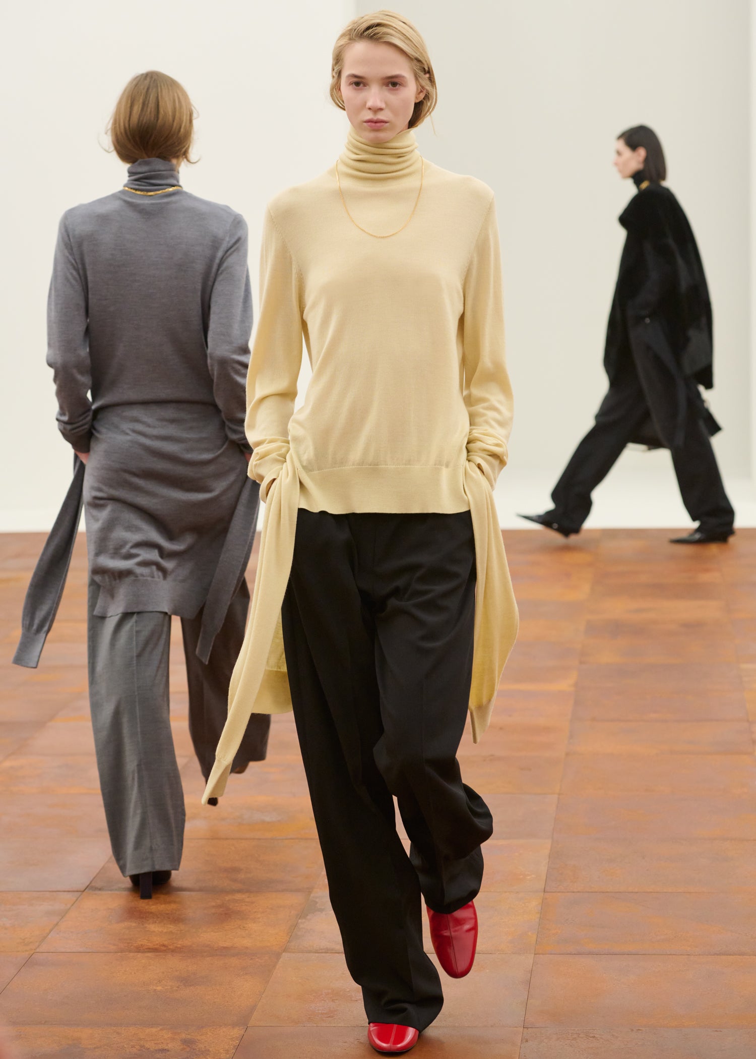 Fall Winter 2025 Runway Look 22