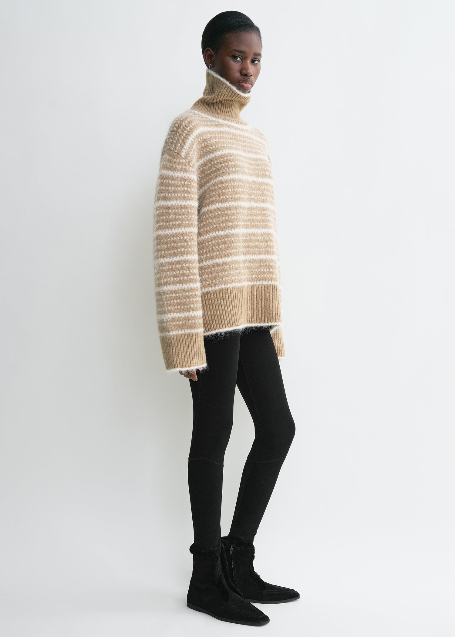 Heritage turtleneck soft camel