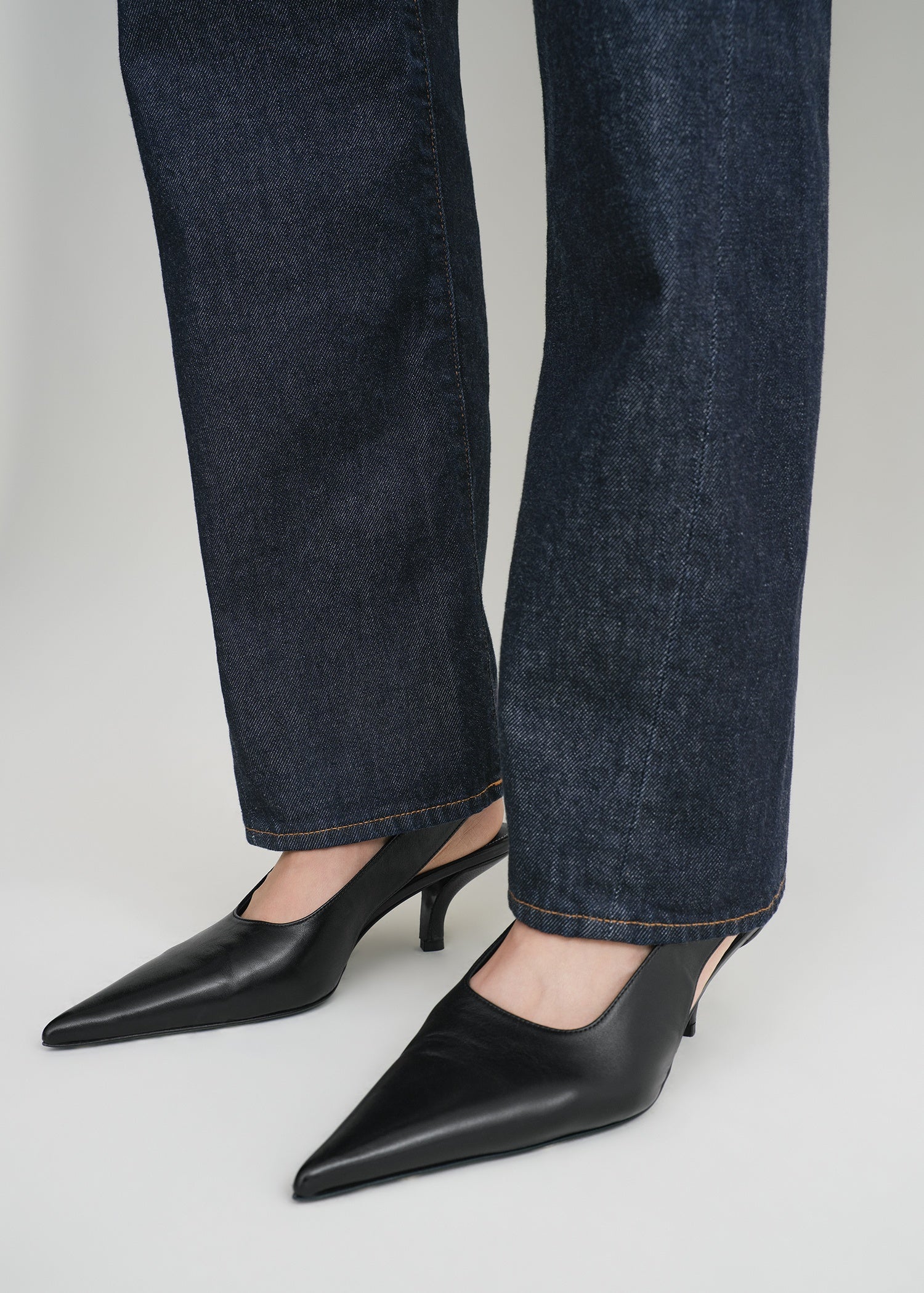 Twisted seam denim full length rinsed blue