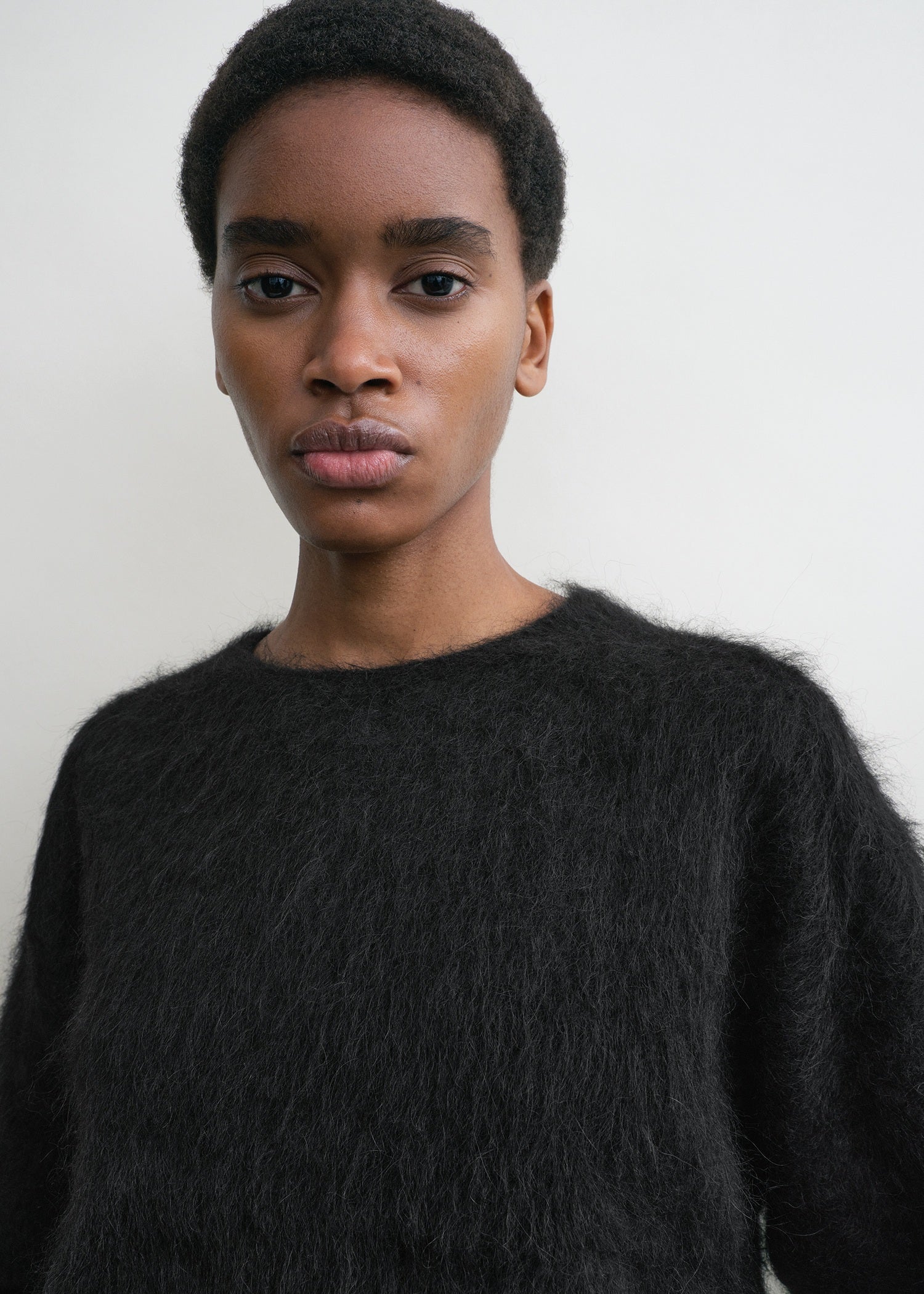 Boxy alpaca knit black