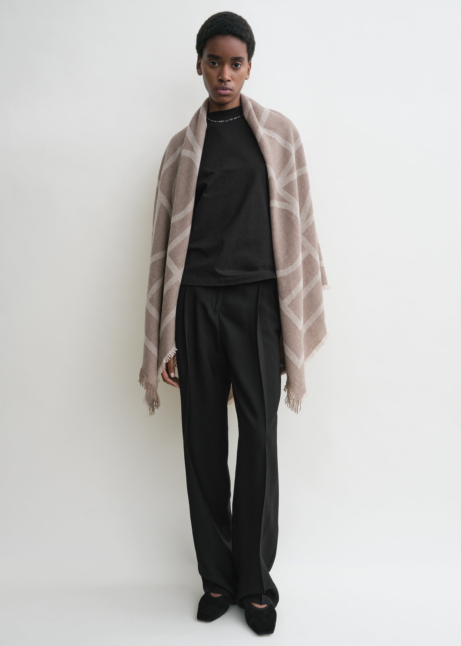 Monogram wool cashmere scarf tobacco
