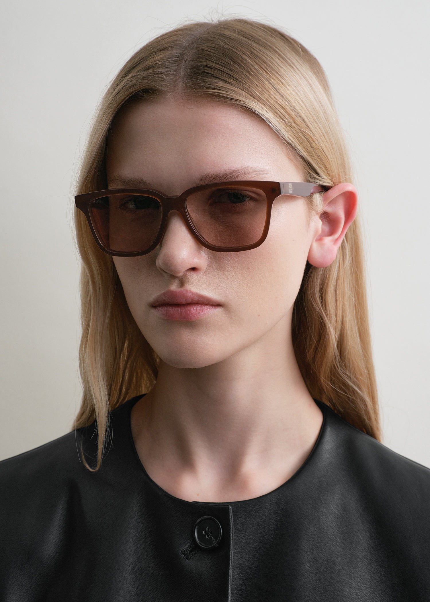 Square sunglasses umber