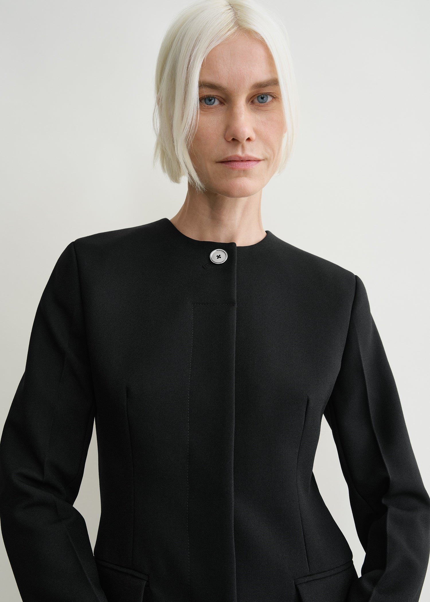 Collarless cinched jacket black