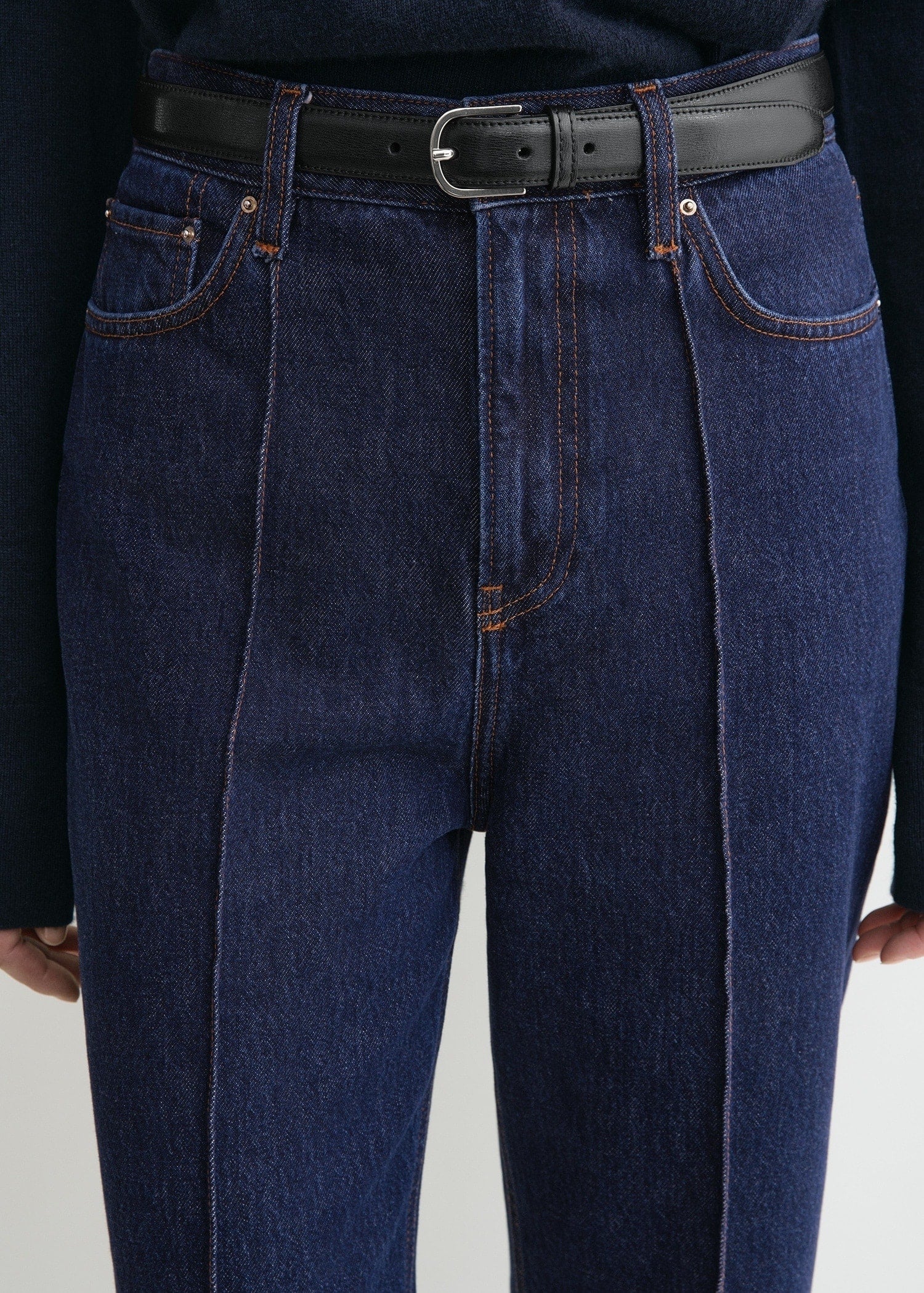 Tapered leg denim dark indigo