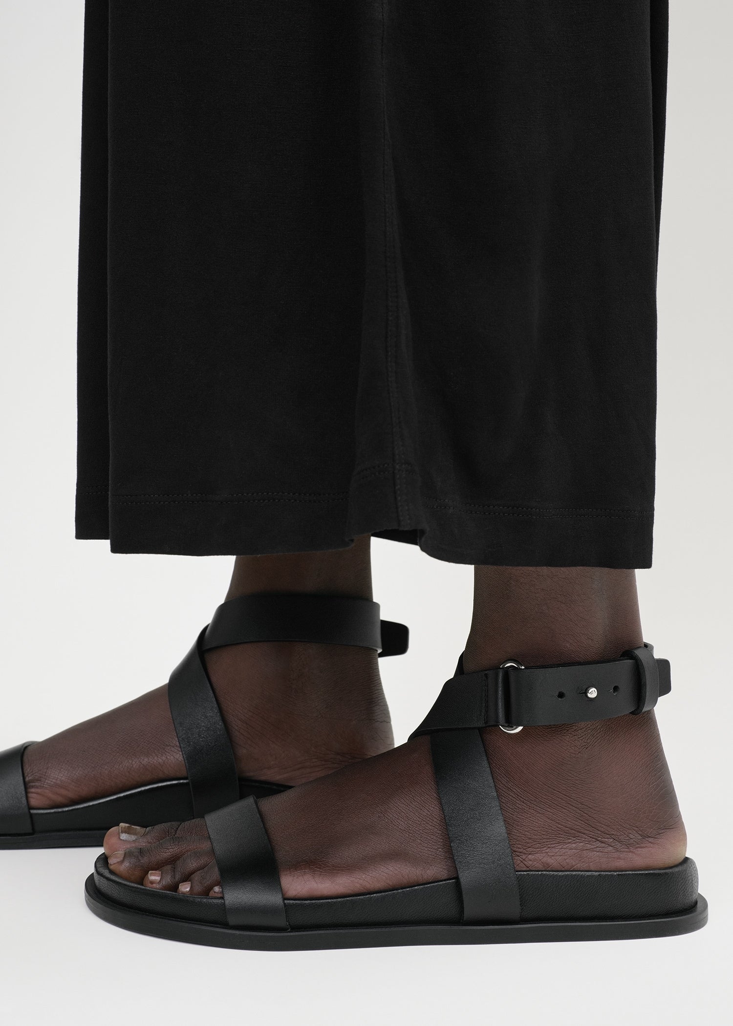 Leather chunky sandals outlet