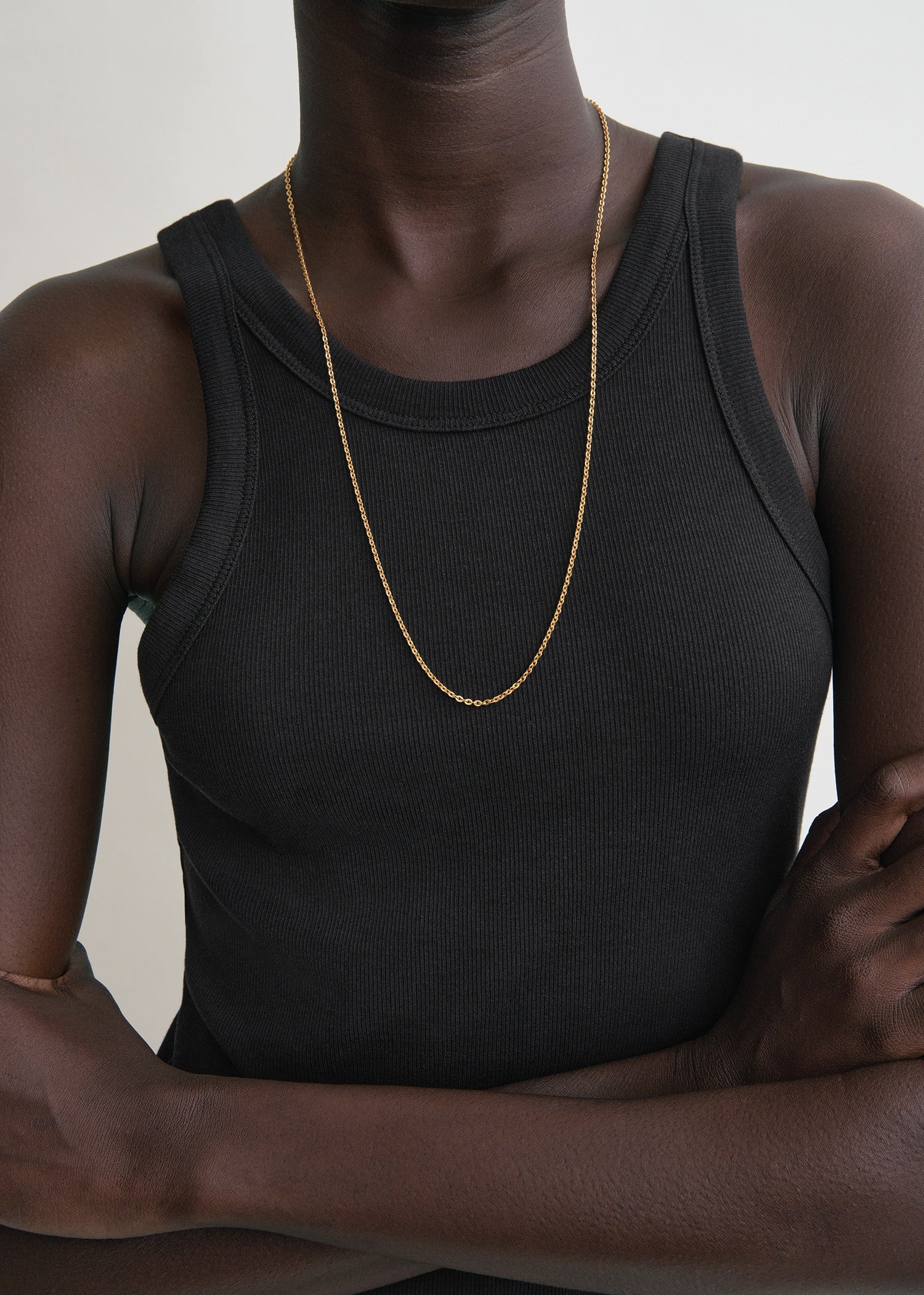 Curved rib tank black