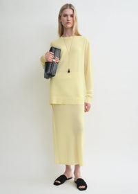 Long-sleeve tee knit straw