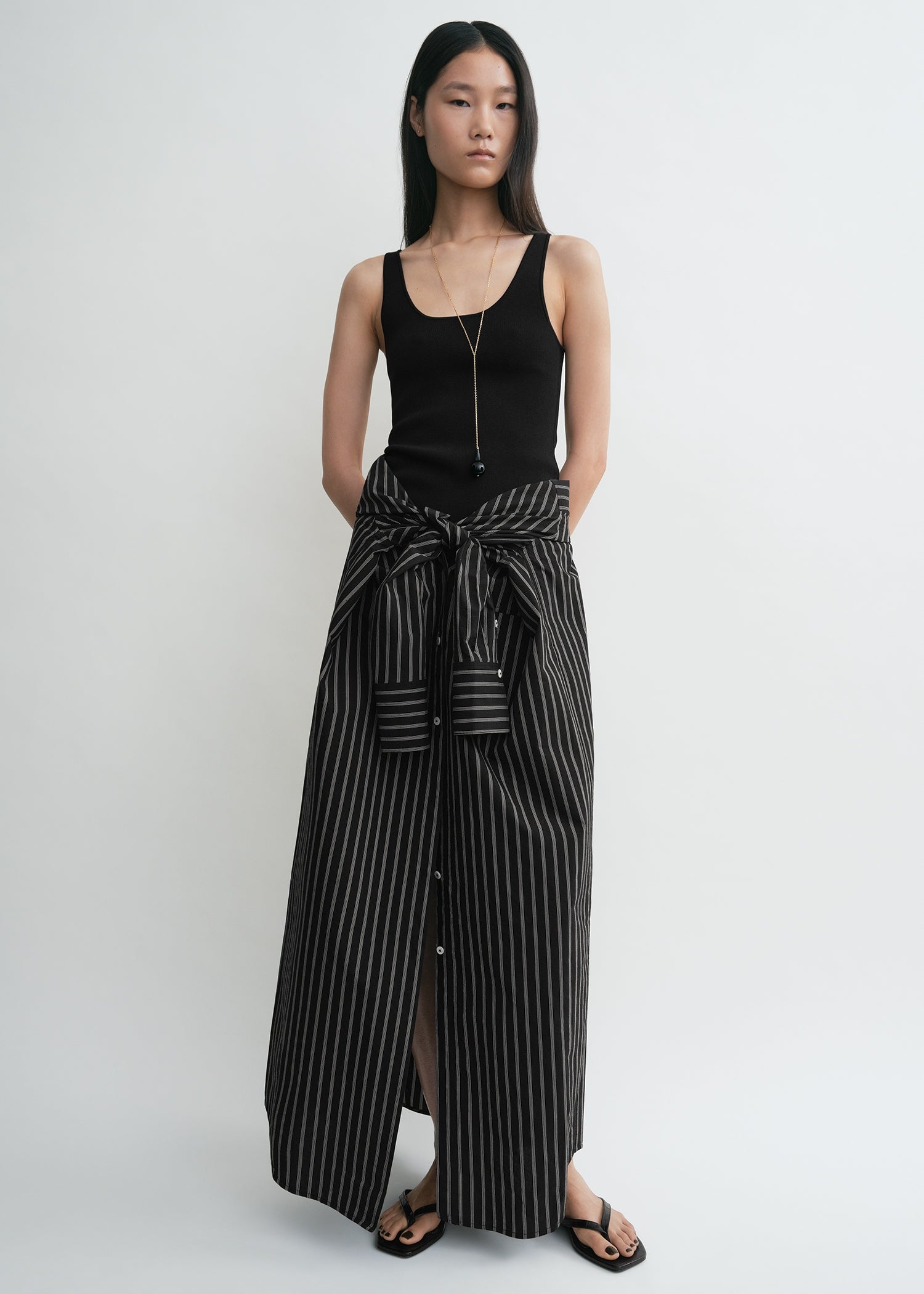 Compact knit tank black