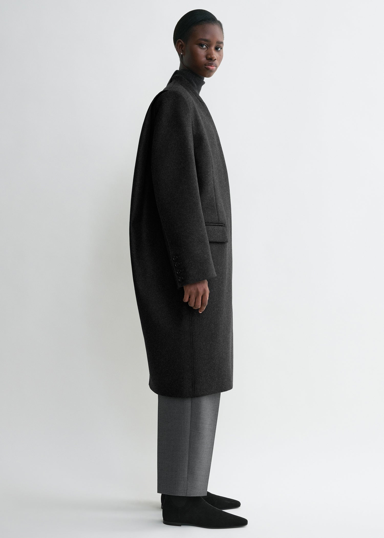 Deep pleat coat charcoal melange