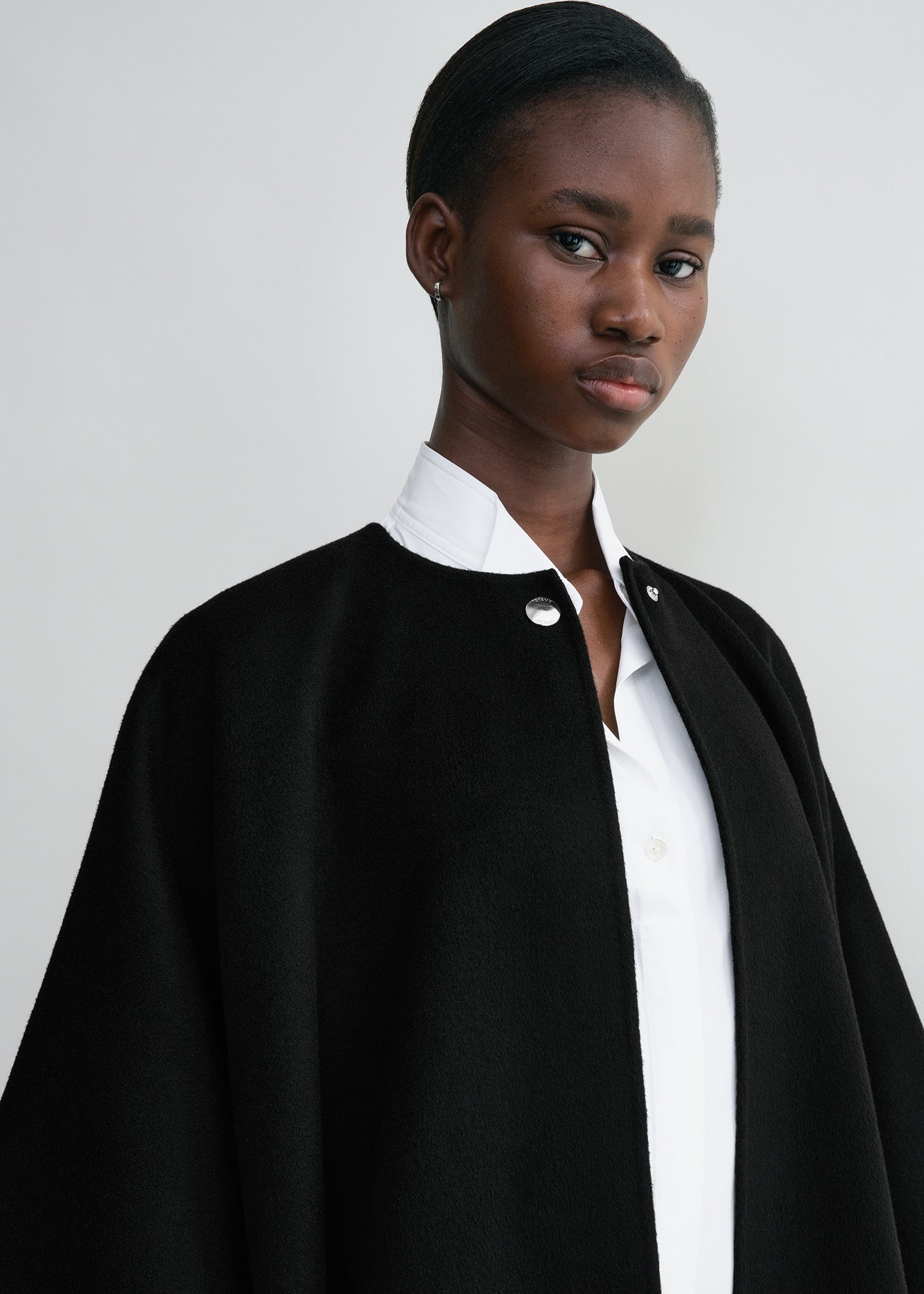 Black cape coat zara outlet