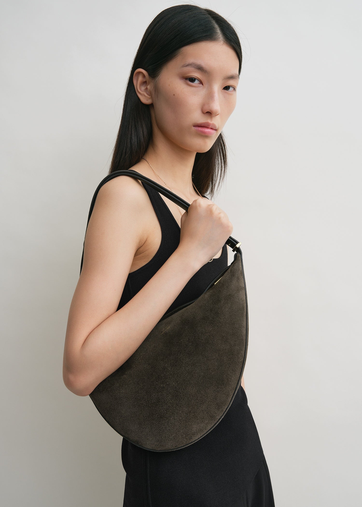 Suede scooped sling pepper