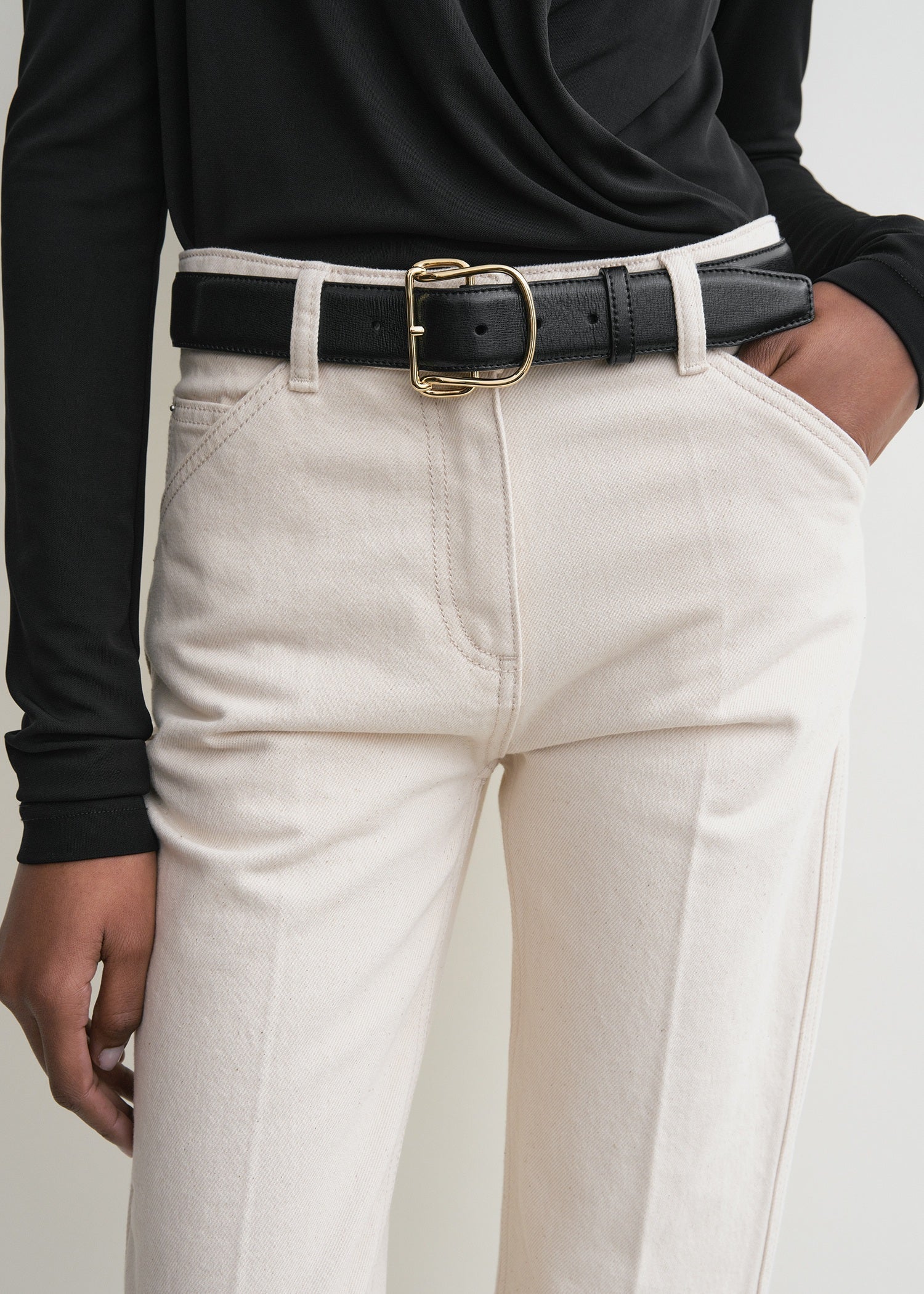 Swirl leather belt black