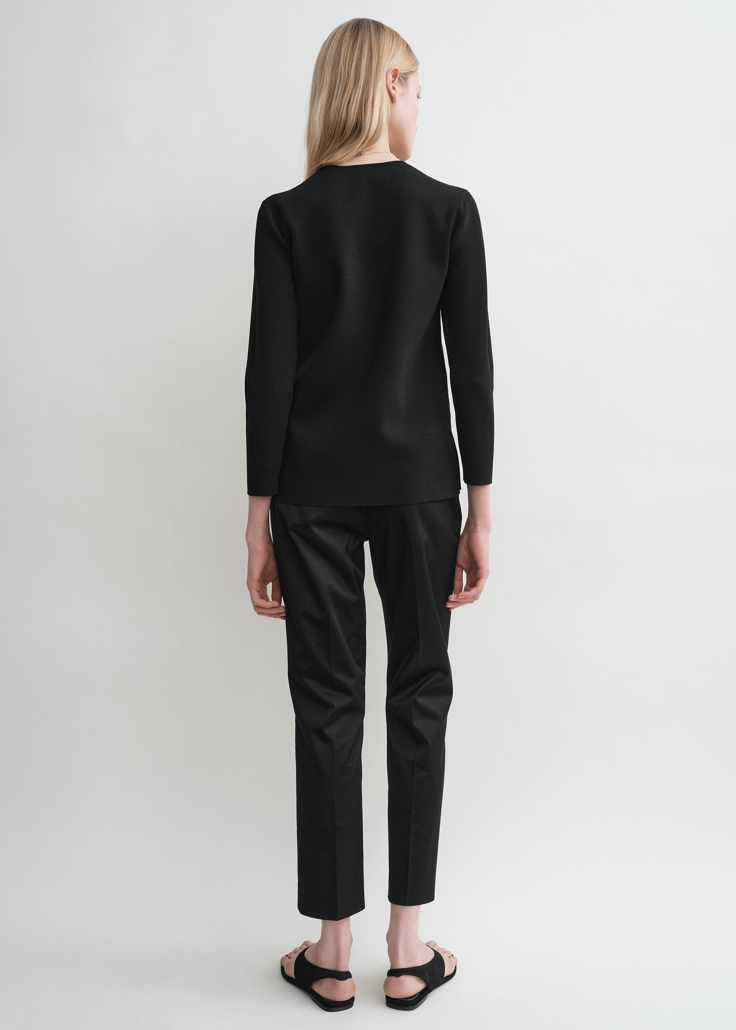 Compact knit black
