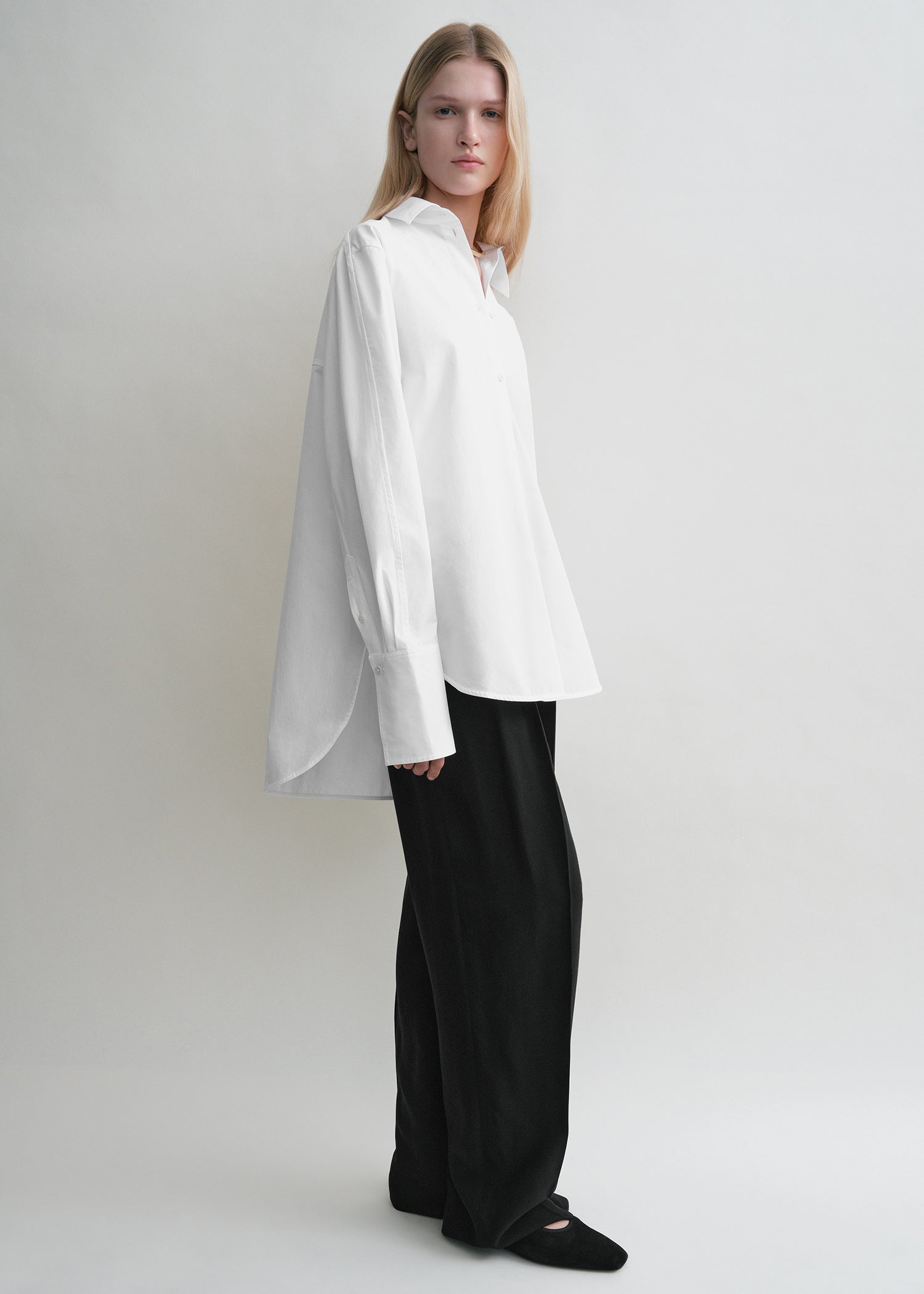 Oversized tuxedo shirt white