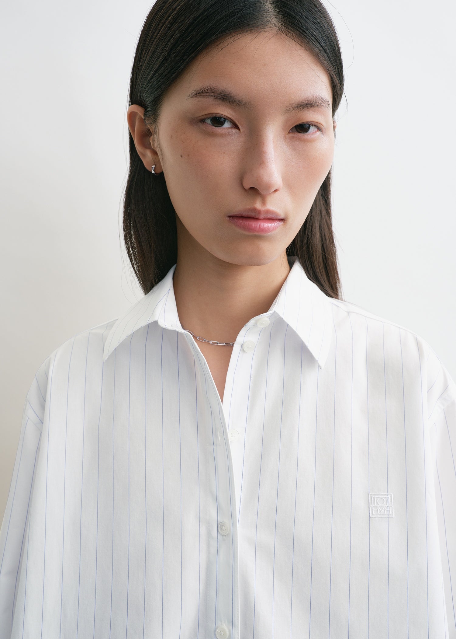 Monogram striped shirt white/cobalt pinstripe