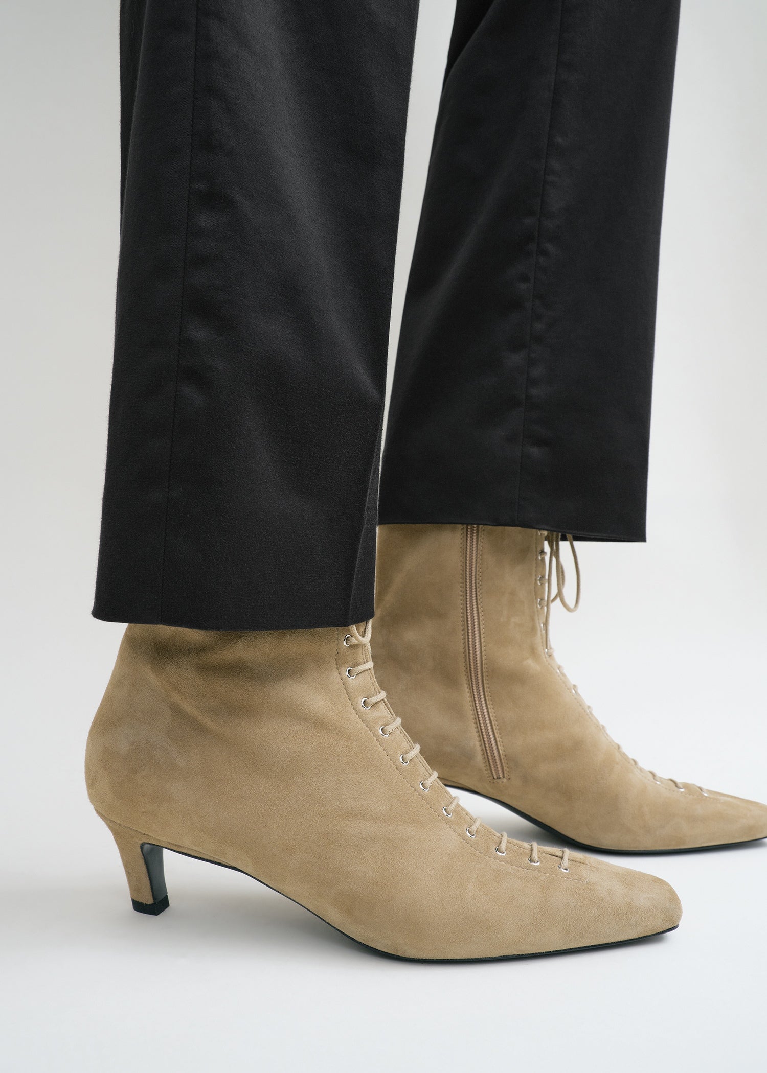 Suede lace-up boots desert