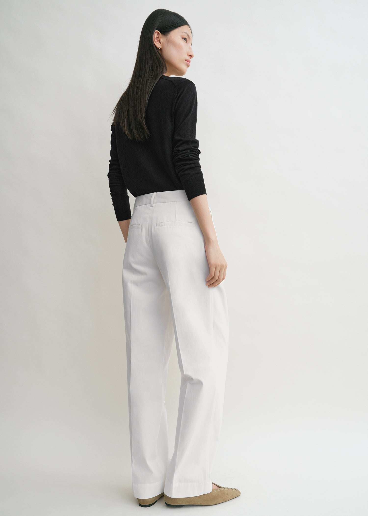 Slanted pocket trousers white