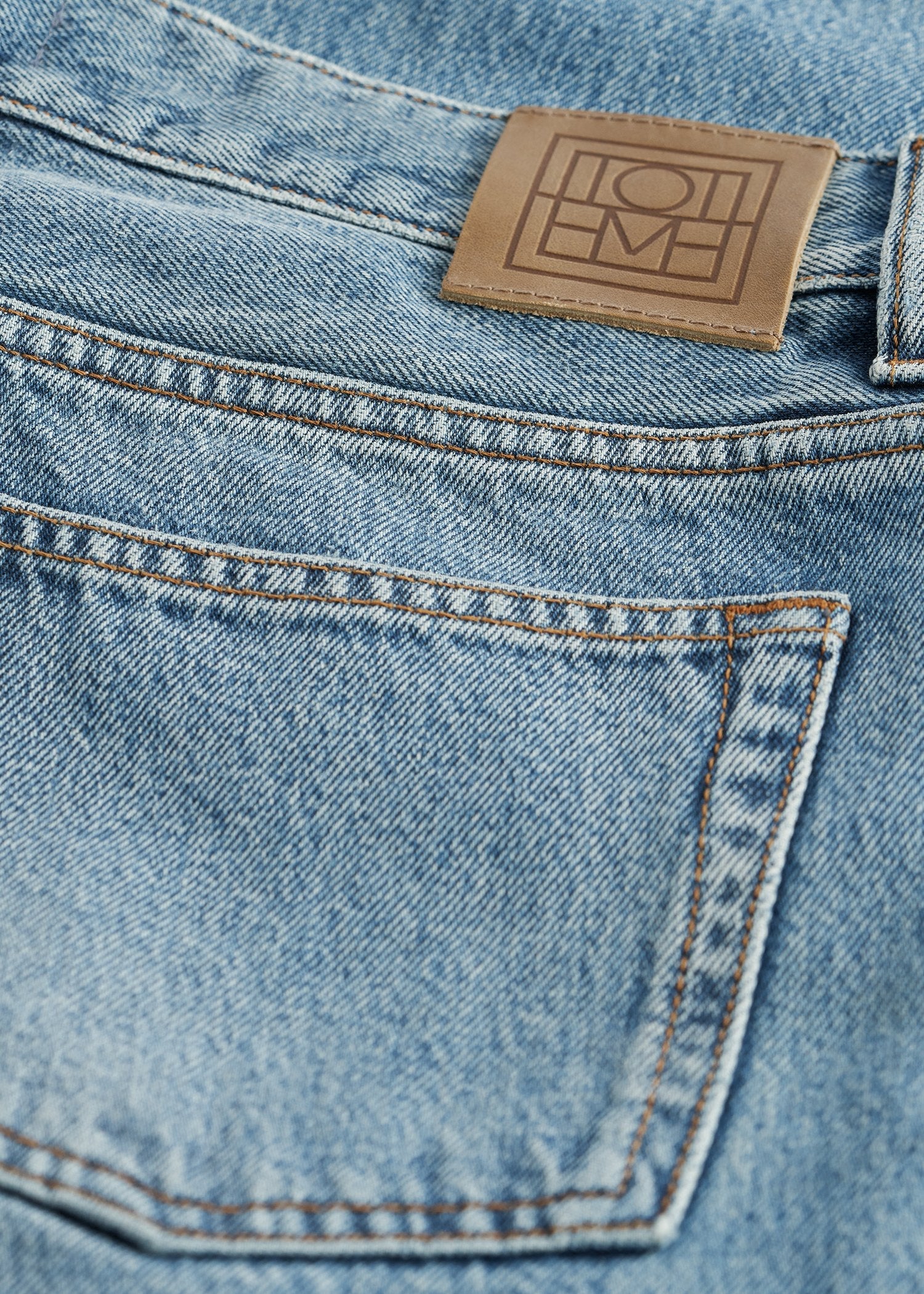 Low straight denim true vintage