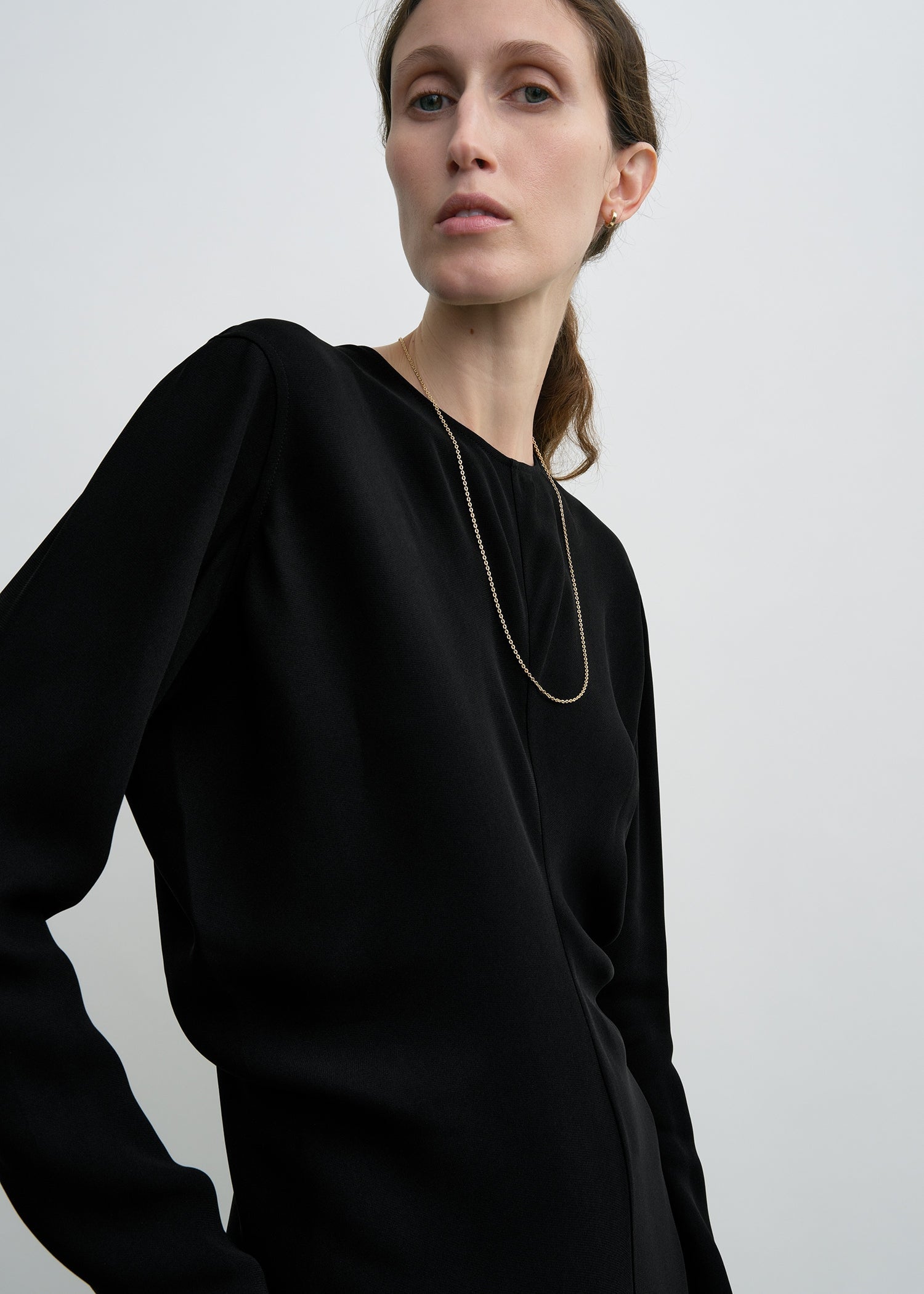 Long-sleeve slouch waist dress black