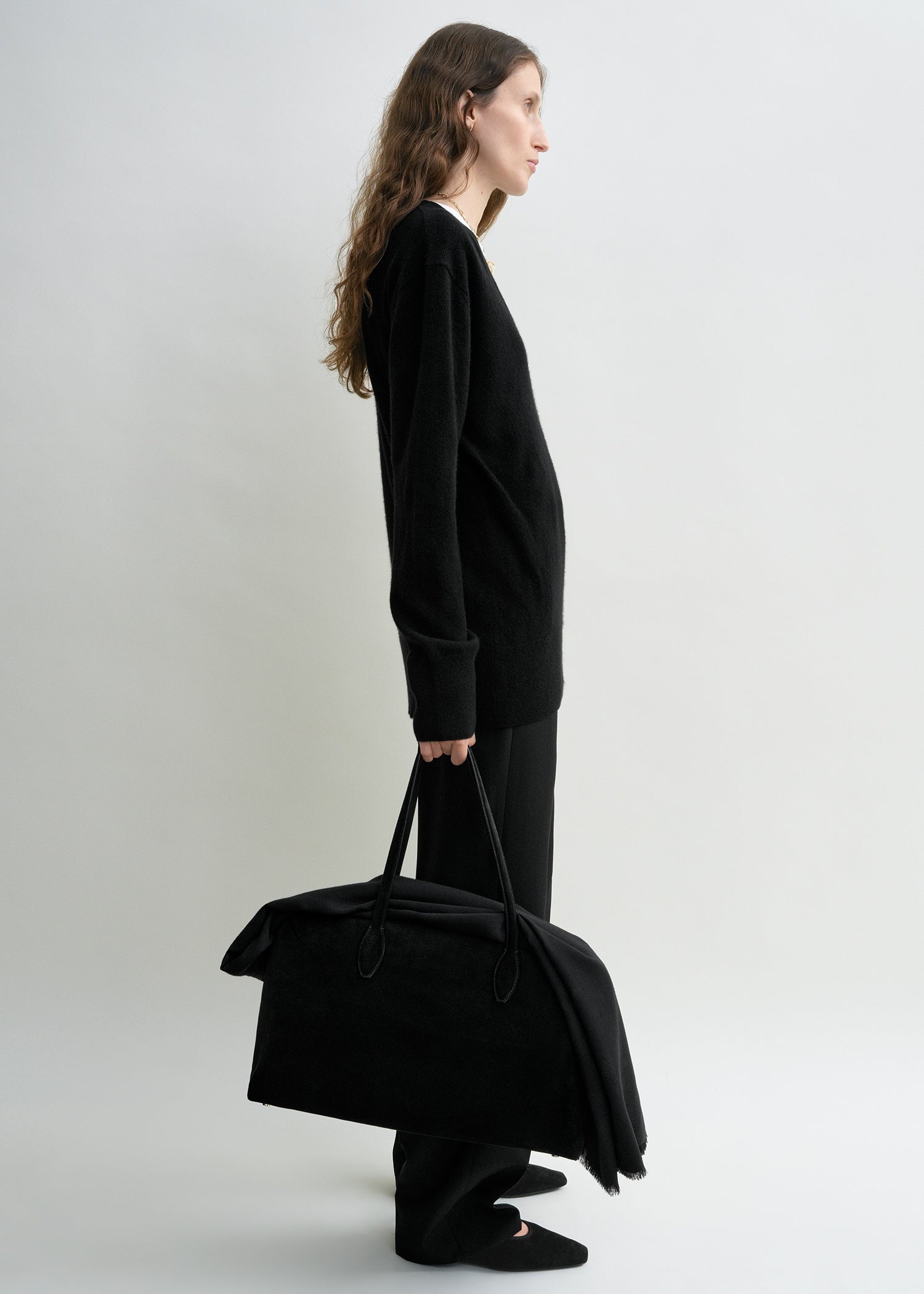 Cashmere V-neck knit black