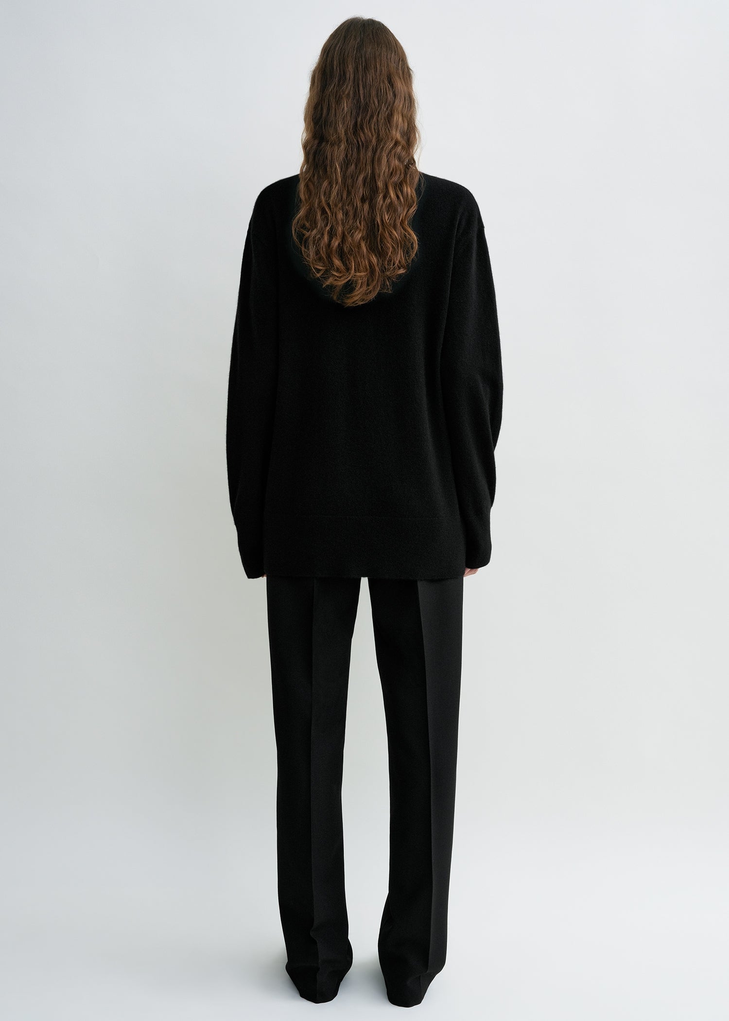 Cashmere V-neck knit black