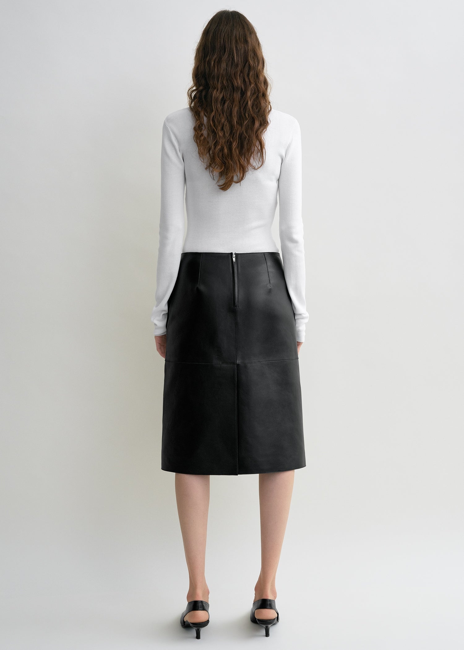 Compact cotton top white