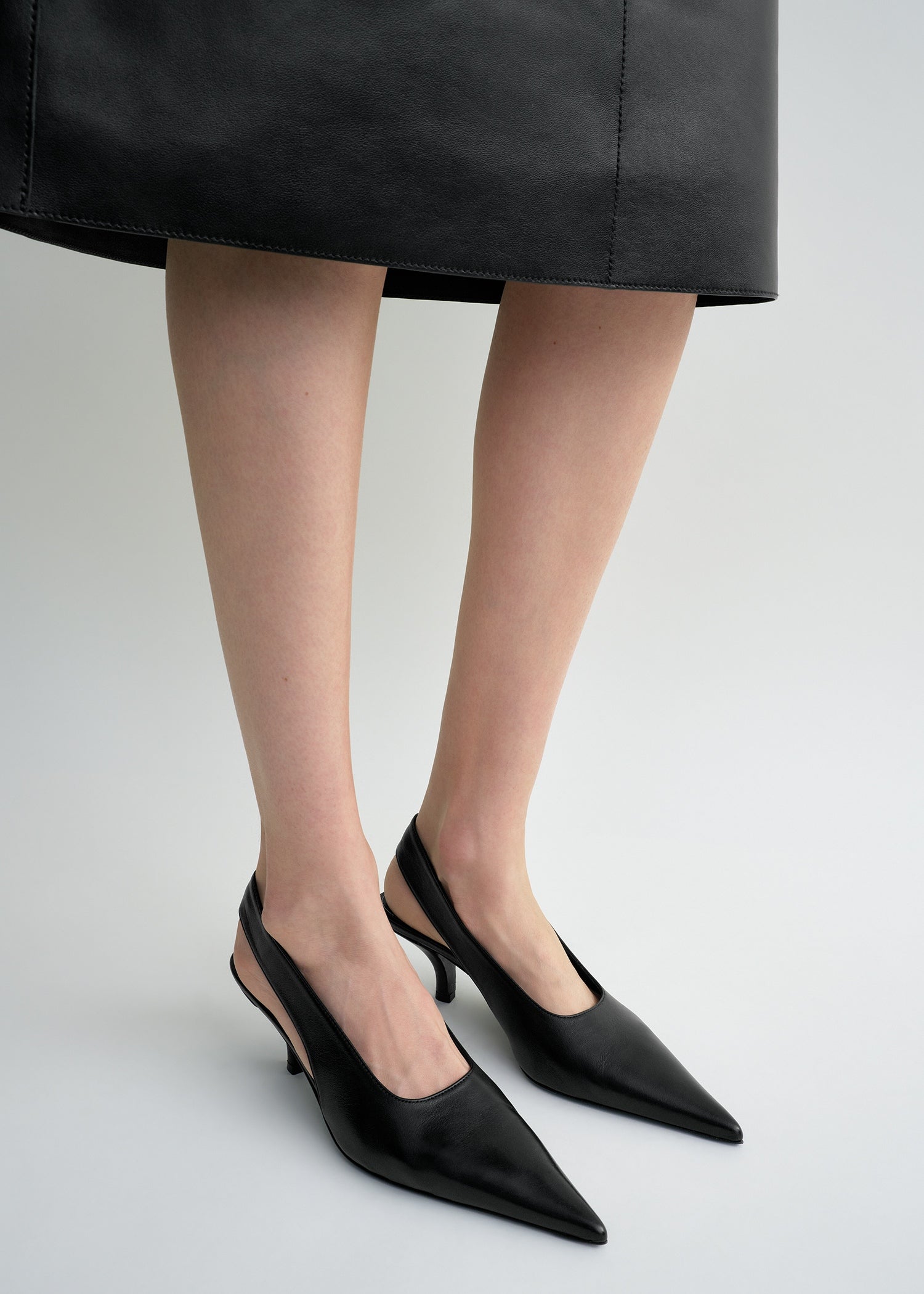 Classic leather slingbacks black