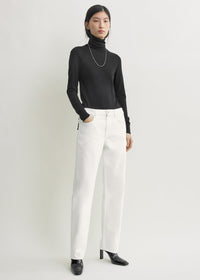 Low straight denim white