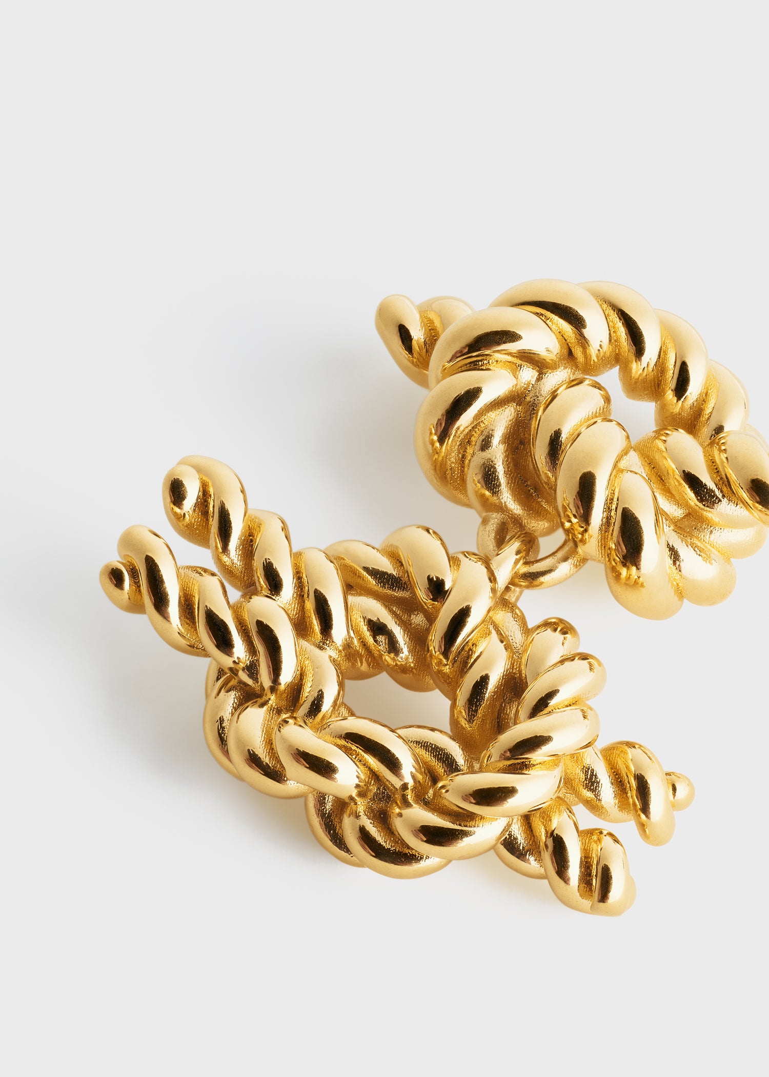 Rope knot earrings gold