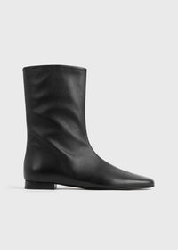 Grained-leather ankle boots black