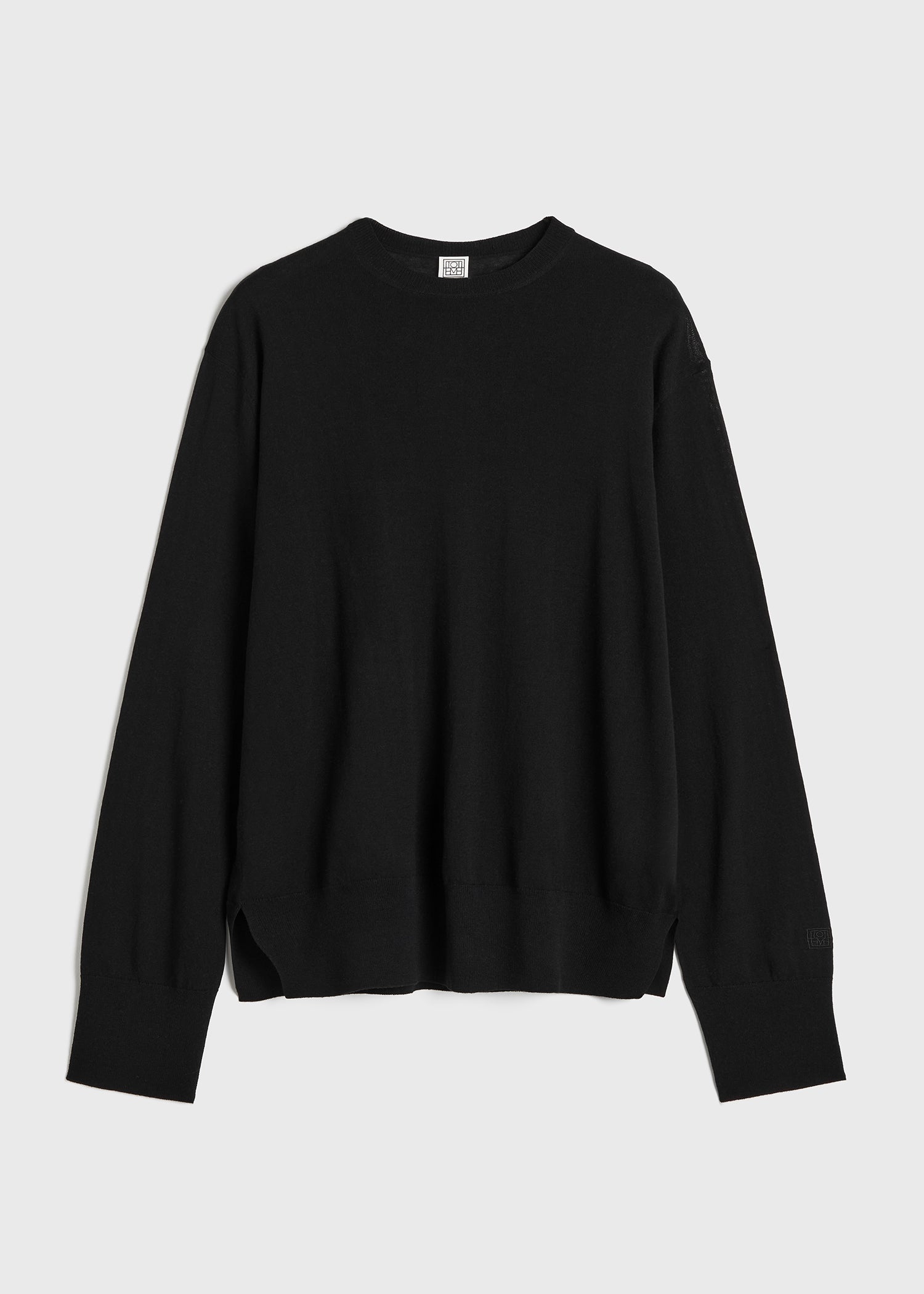 All black crew neck sweater clearance