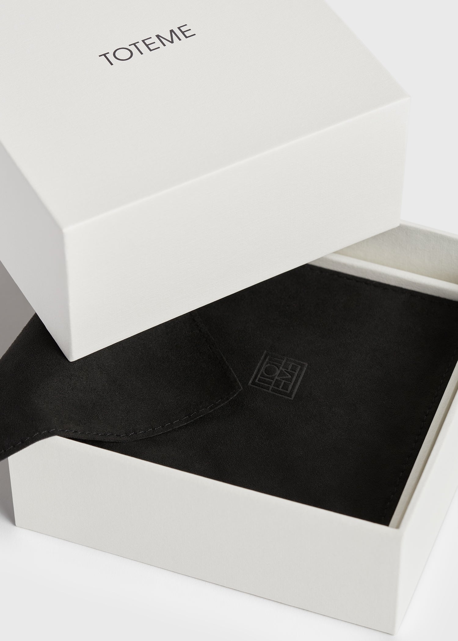 Bezel diamond hoops 18kt white gold