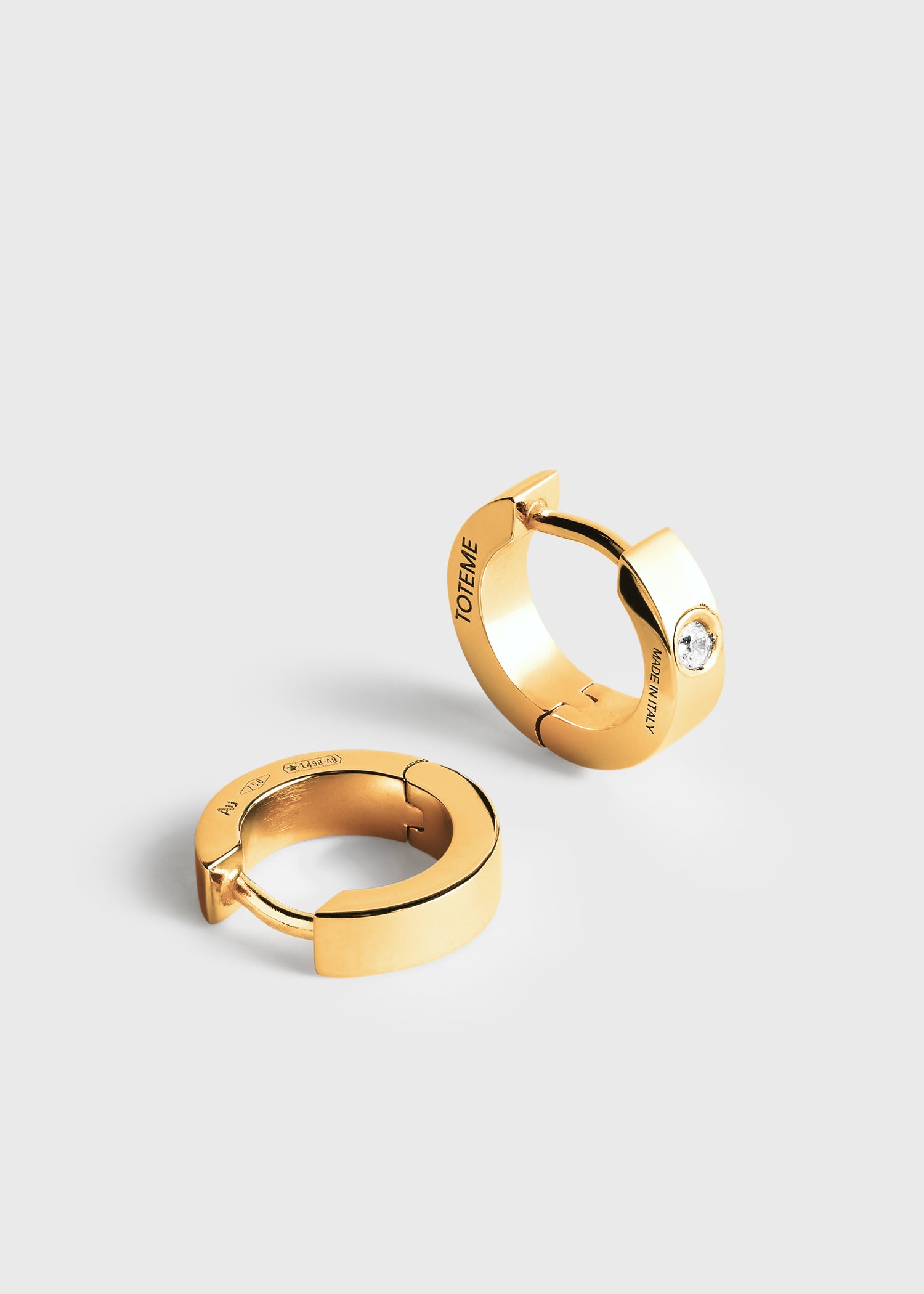 Bezel diamond hoops 18kt gold