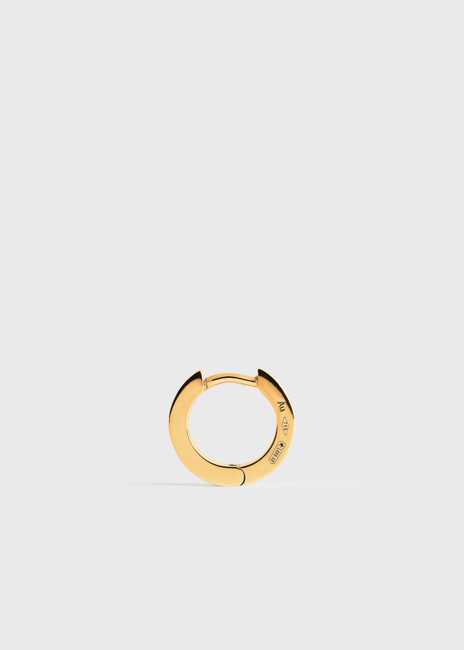 Bezel diamond hoops 18kt gold