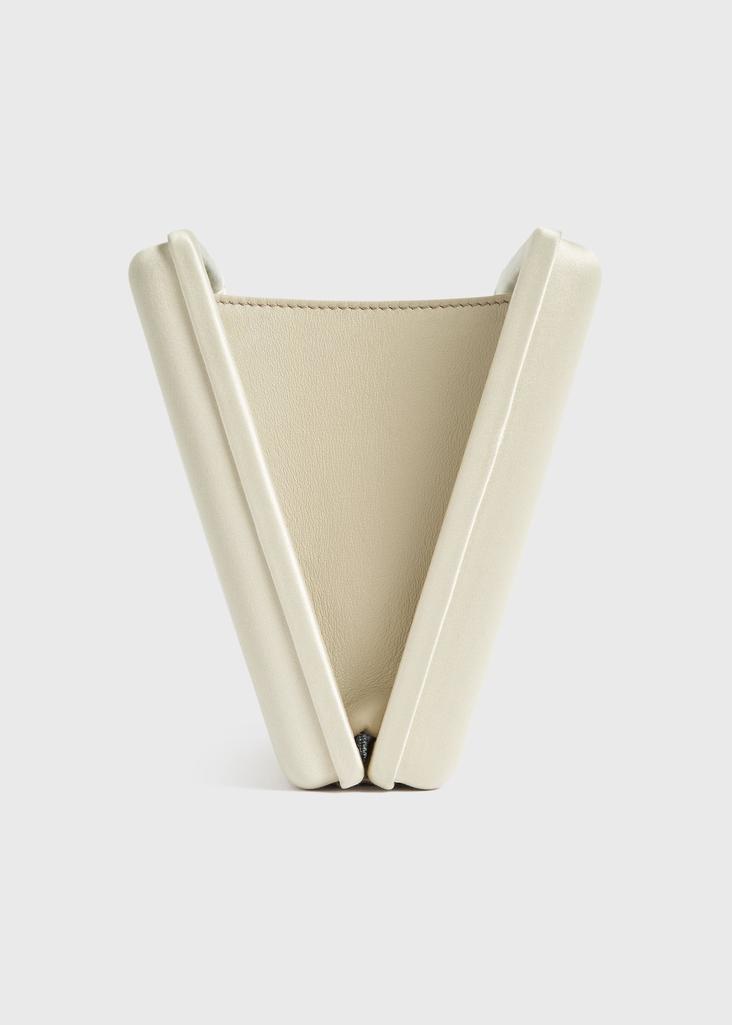 Satin box clutch ecru