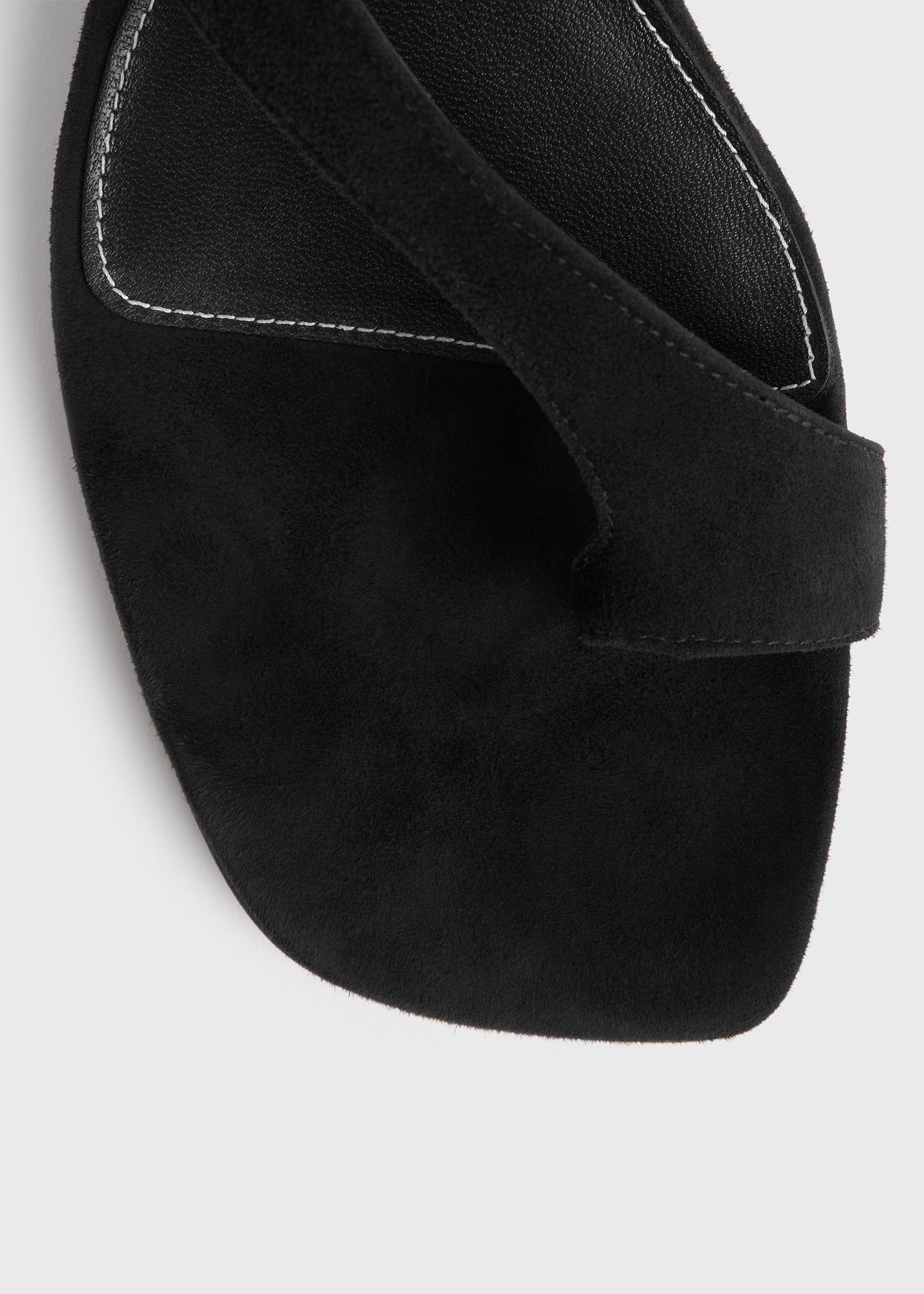 Suede heeled thong sandals black