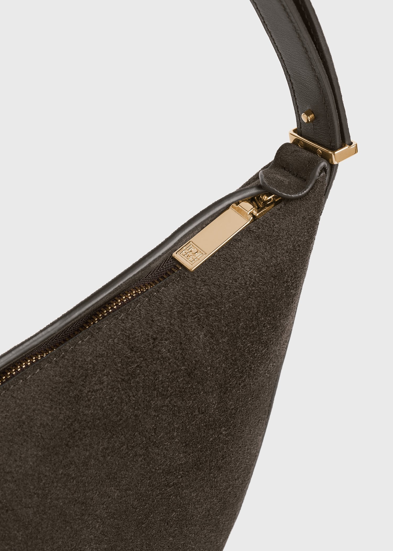 Suede scooped sling pepper