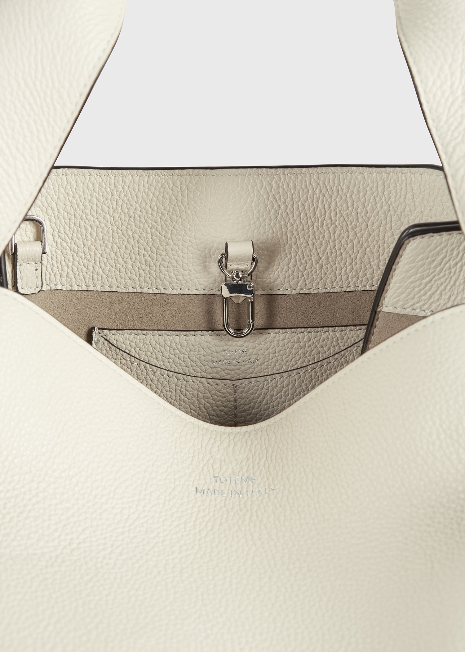 Grained-leather bucket bag milk