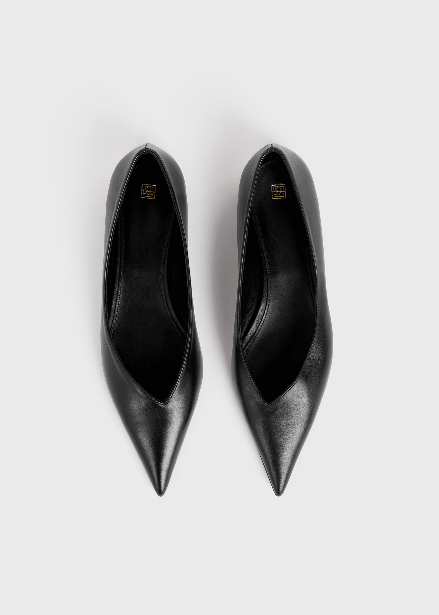 Leather asymmetric ballerinas black