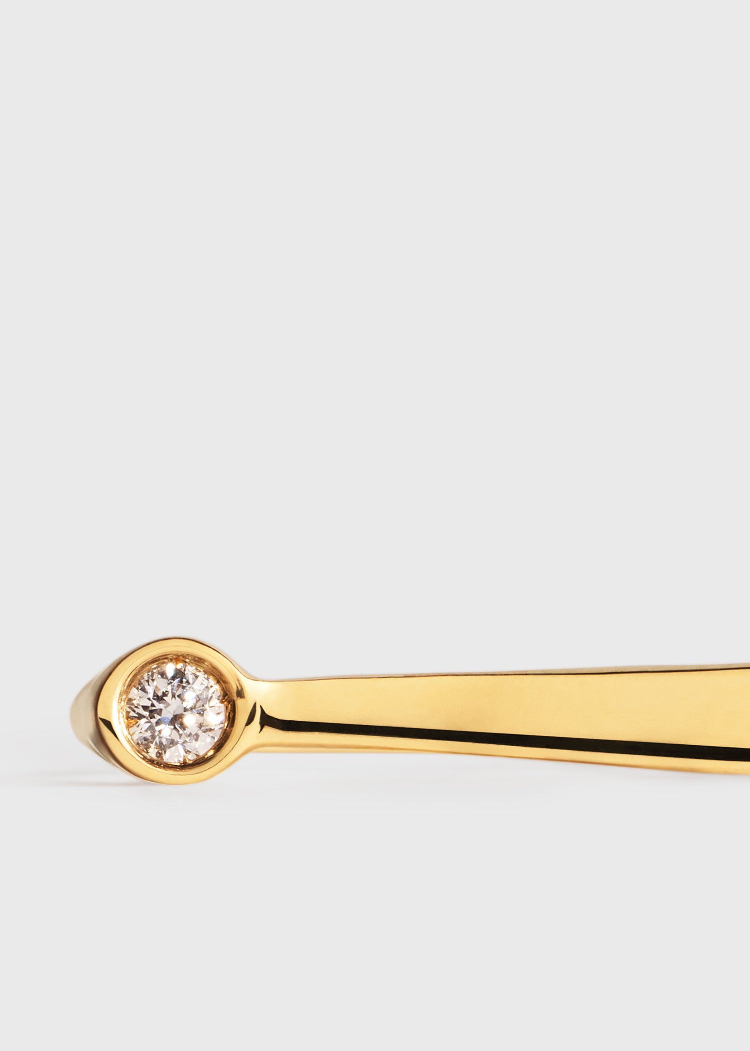Signet diamond midi ring 18kt gold