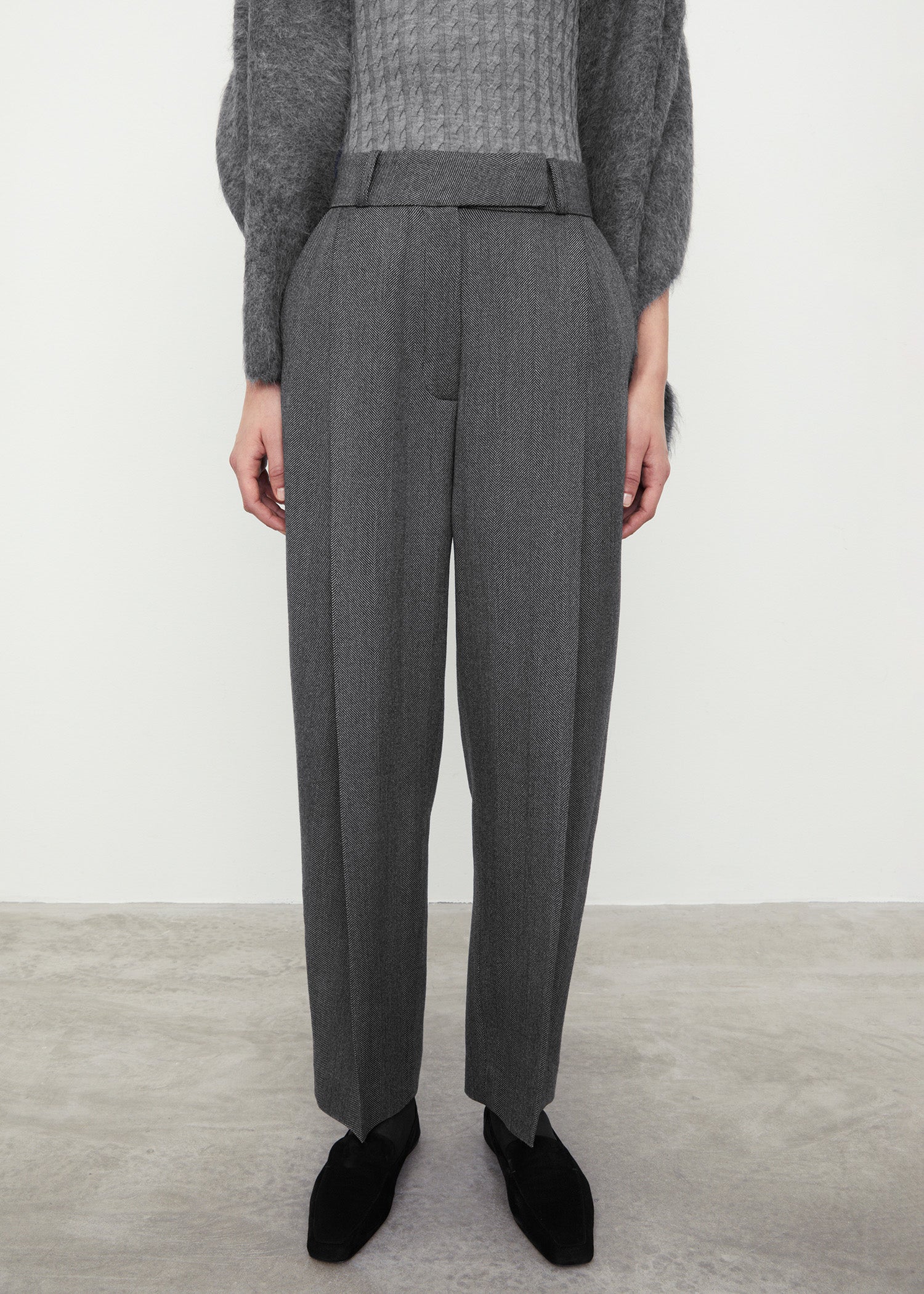 Grey pleated trousers shop