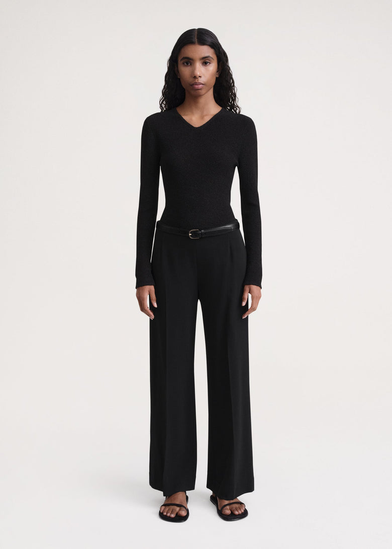 Clean wide trousers black